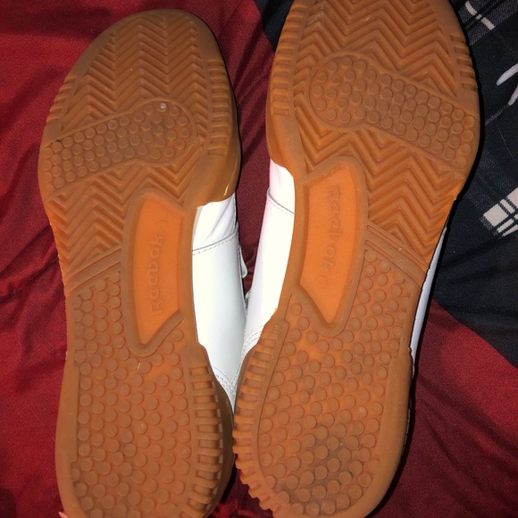 Reebok shoes size 7 & 1/2 - Picture 3 of 3